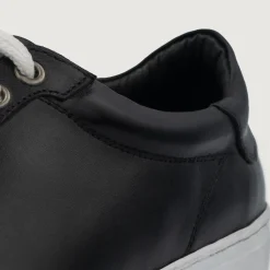 Carter Runn Black Leather Sneakers