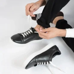 Carter Runn Black Leather Sneakers