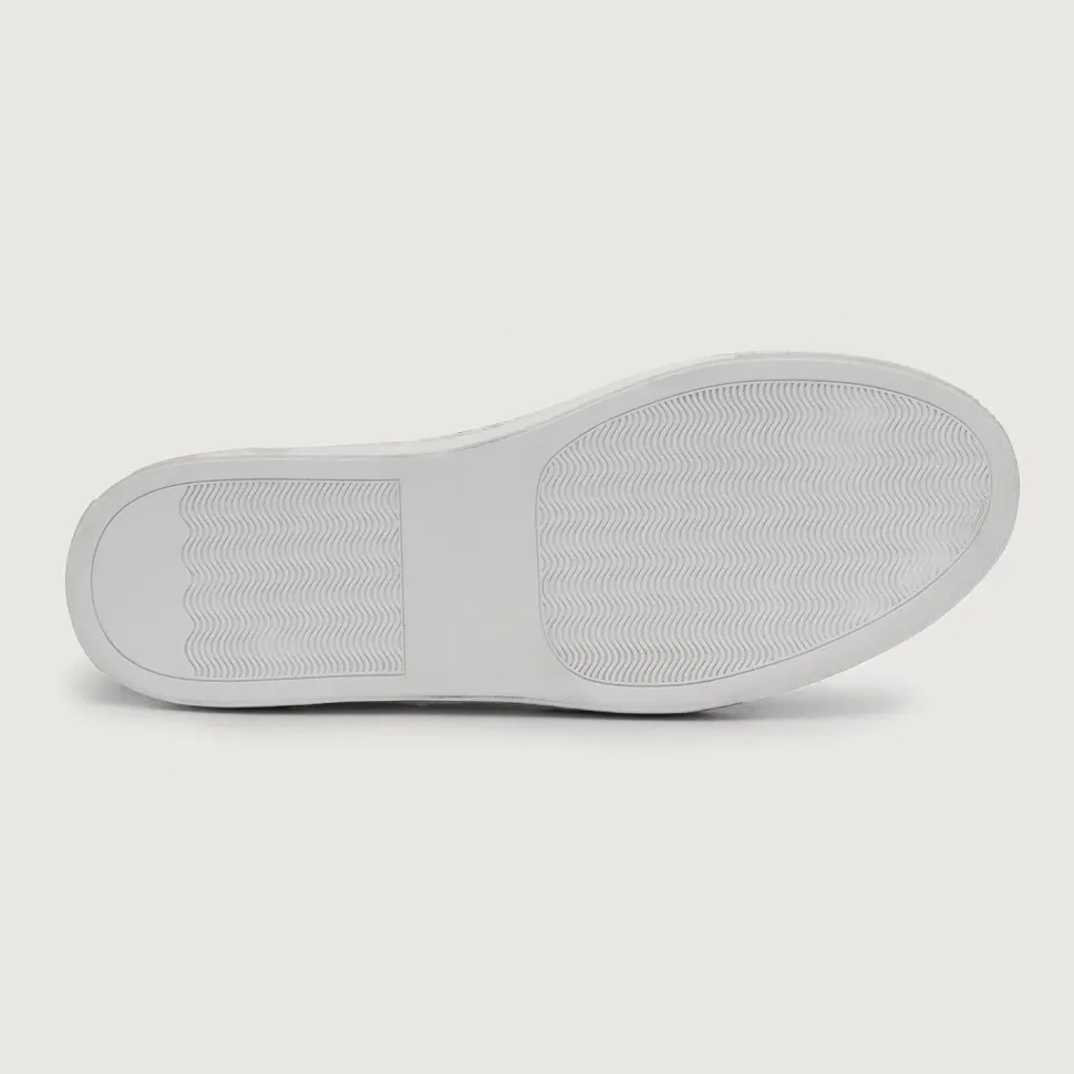 Carter Runn Black Leather Sneakers