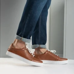 Carter Runn Brown Leather Sneakers