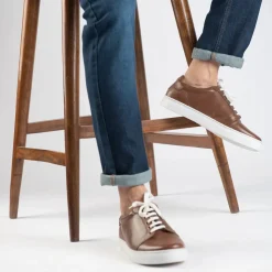 Carter Runn Brown Leather Sneakers