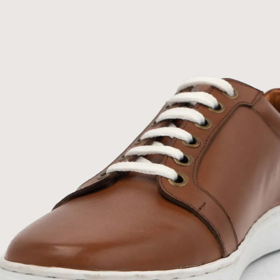 Carter Runn Tan Leather Sneakers