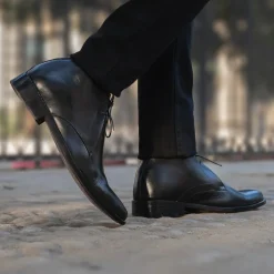 Corry Chukka Black Leather Boots