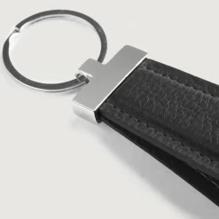 Elroy Black Leather Keychain