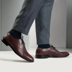 Greyson Brogues Oxford Maroon Leather Shoes