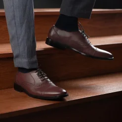Greyson Brogues Oxford Maroon Leather Shoes