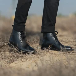 Knight Derby Black Leather Boots