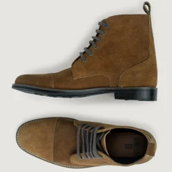 Knight Derby Brown Suede Leather Boots - StudGuard