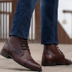 Knight Derby Burnished Brown Leather Boots - StudGuard