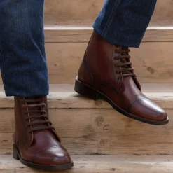 Knight Derby Burnished Brown Leather Boots - StudGuard