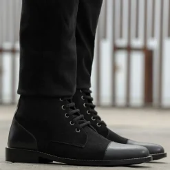 Knight Derby Hybrid Black Leather Boots - StudGuard
