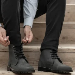 Knight Derby Matte Black Pullup Leather Boots - TerraGrip