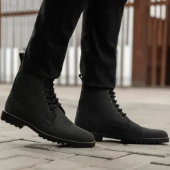 Knight Derby Matte Black Pullup Leather Boots - TerraGrip