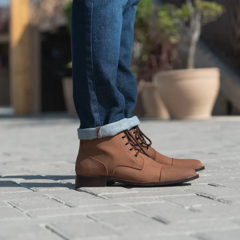 Knight Derby Oil Pull-up Brown Leather Boots