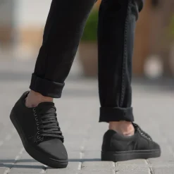 Murphy Low Top Black Nubuck Sneakers