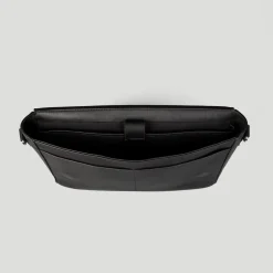 The Carismatico Black Leather Messenger Bag
