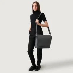 The Carismatico Grey Leather Messenger Bag